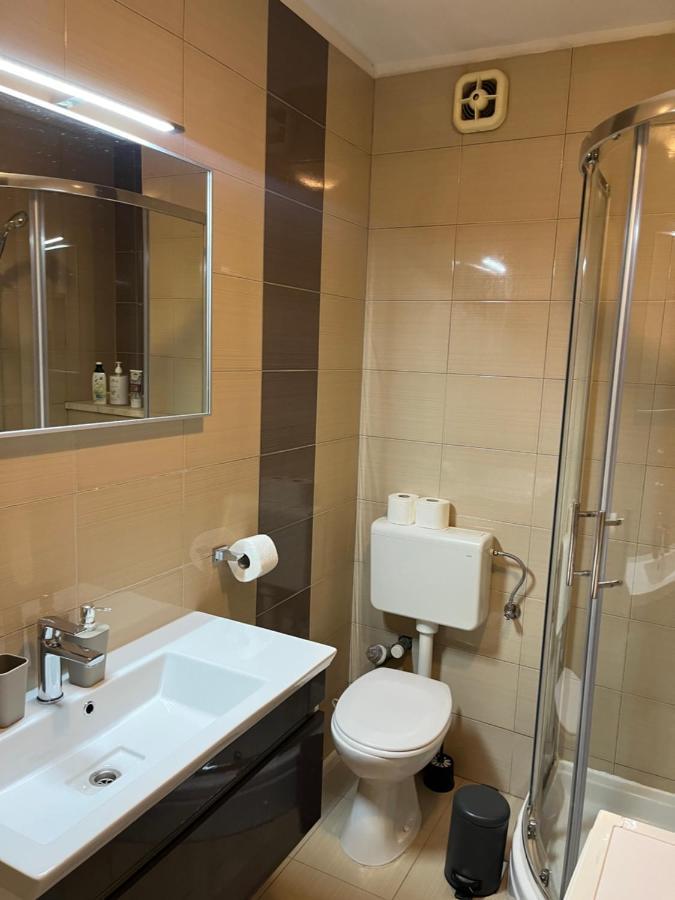Apartman Iva *